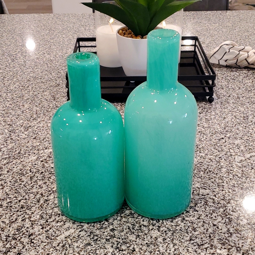 Green accent vases